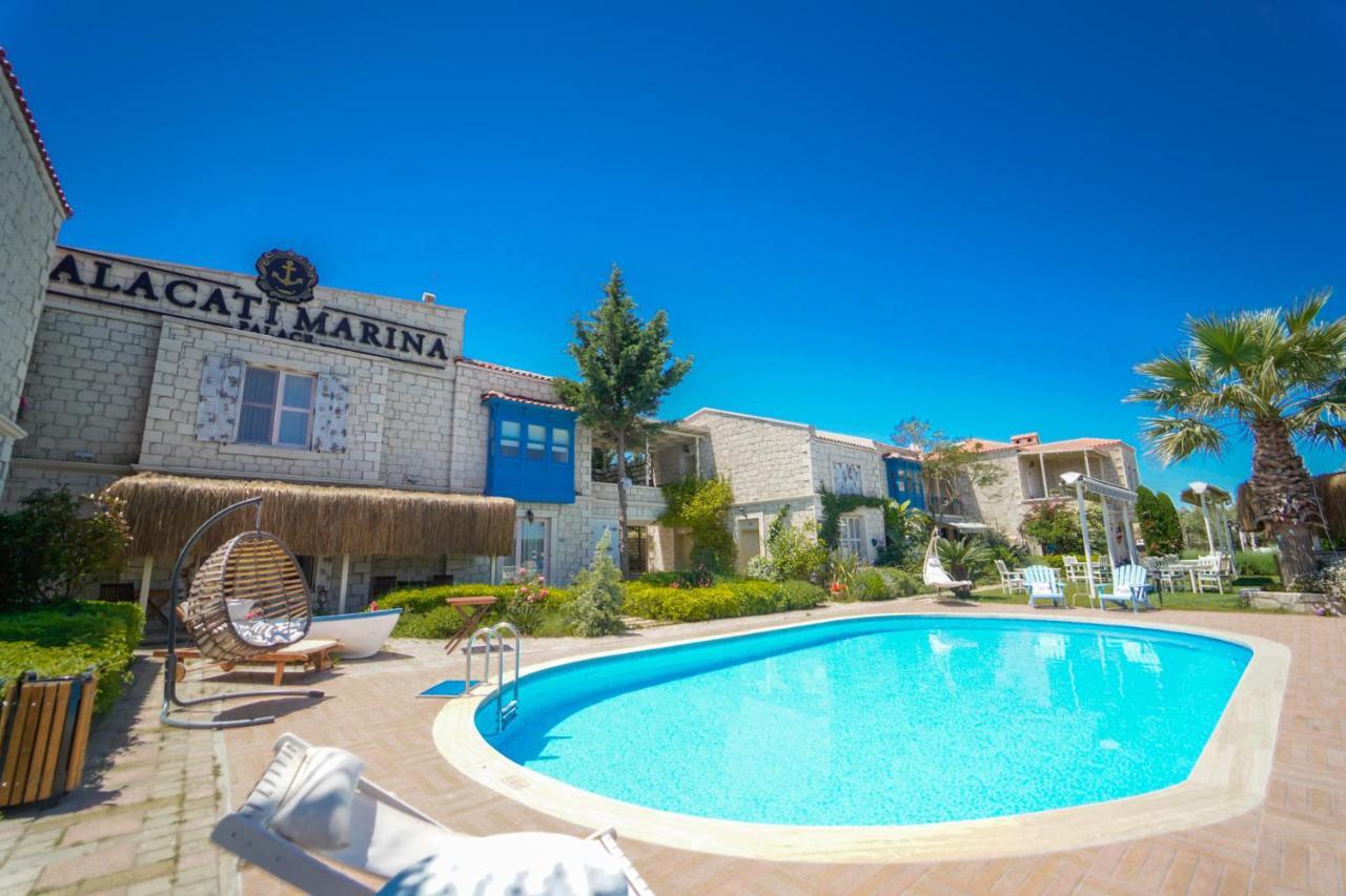 Alacati Marina Palace Exterior foto