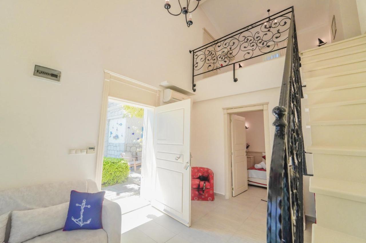 Alacati Marina Palace Exterior foto