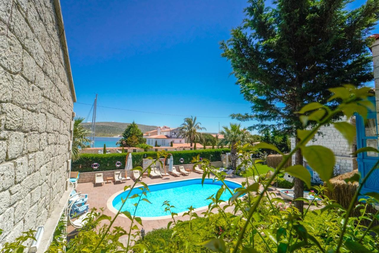 Alacati Marina Palace Exterior foto